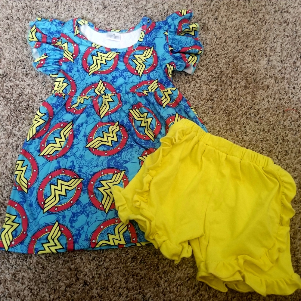 ❌SOLD❌Wonder Woman Boutique Set